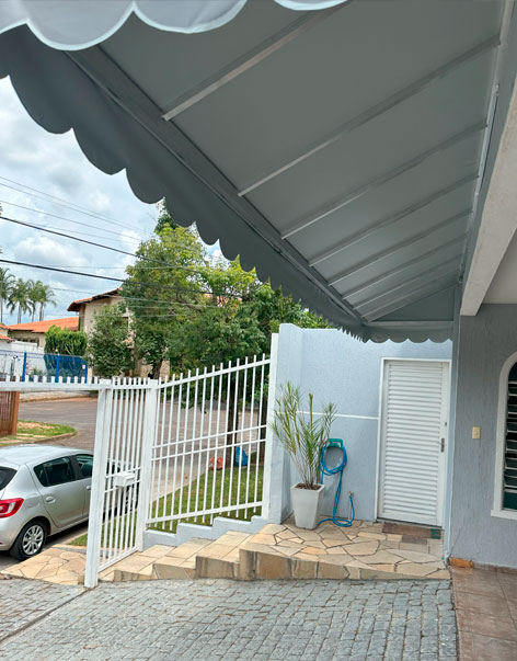 Toldo mediterrâneo no Lago Norte